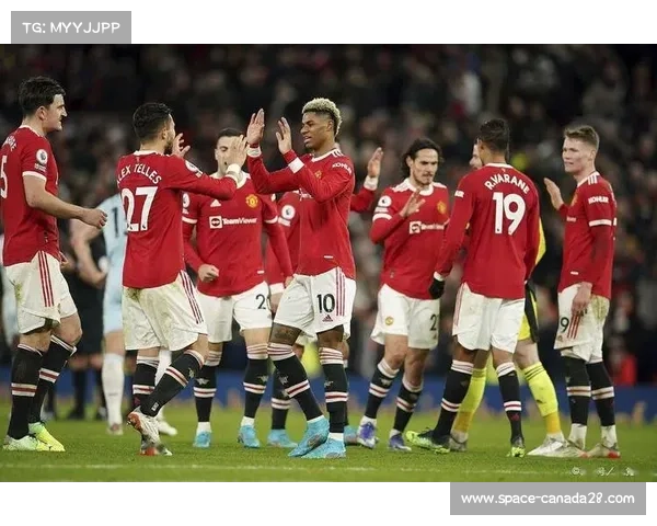 莱比锡红牛前锋塞斯科单场独中两元，当选全场最佳球员